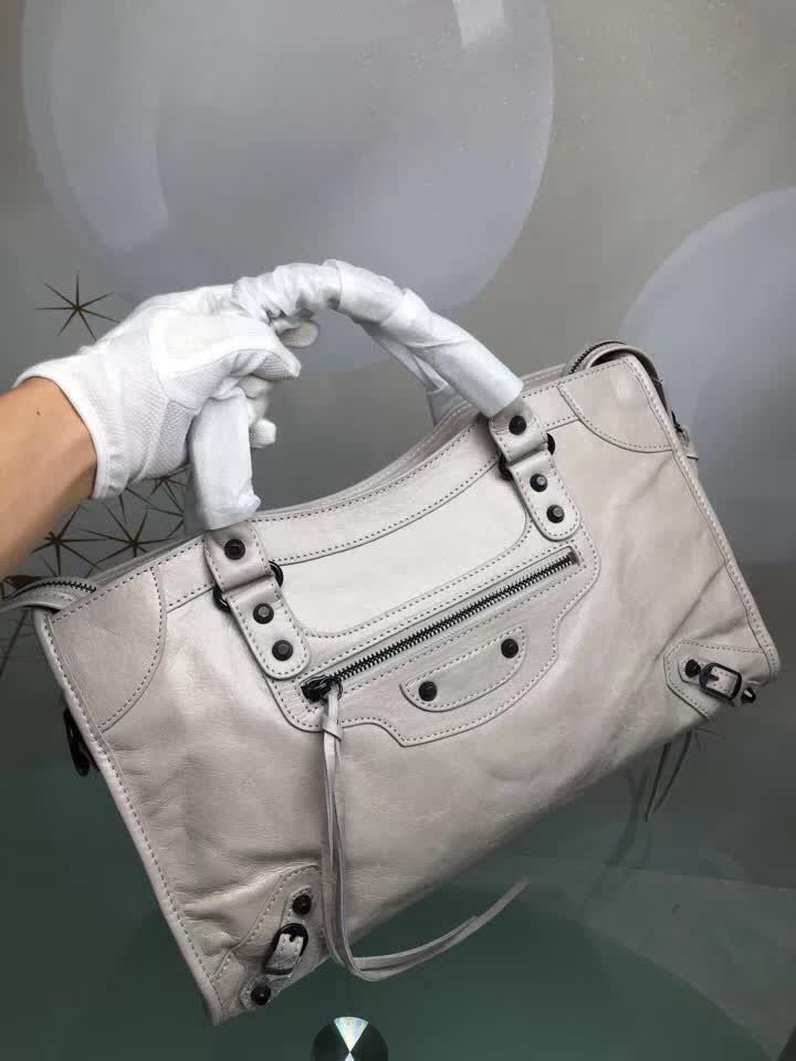 BALENCIAG巴黎世家 經典款 義大利進口原版油蠟頭層牛皮 古銅釘黑色 時尚百搭 手提肩背斜挎包  BL1312